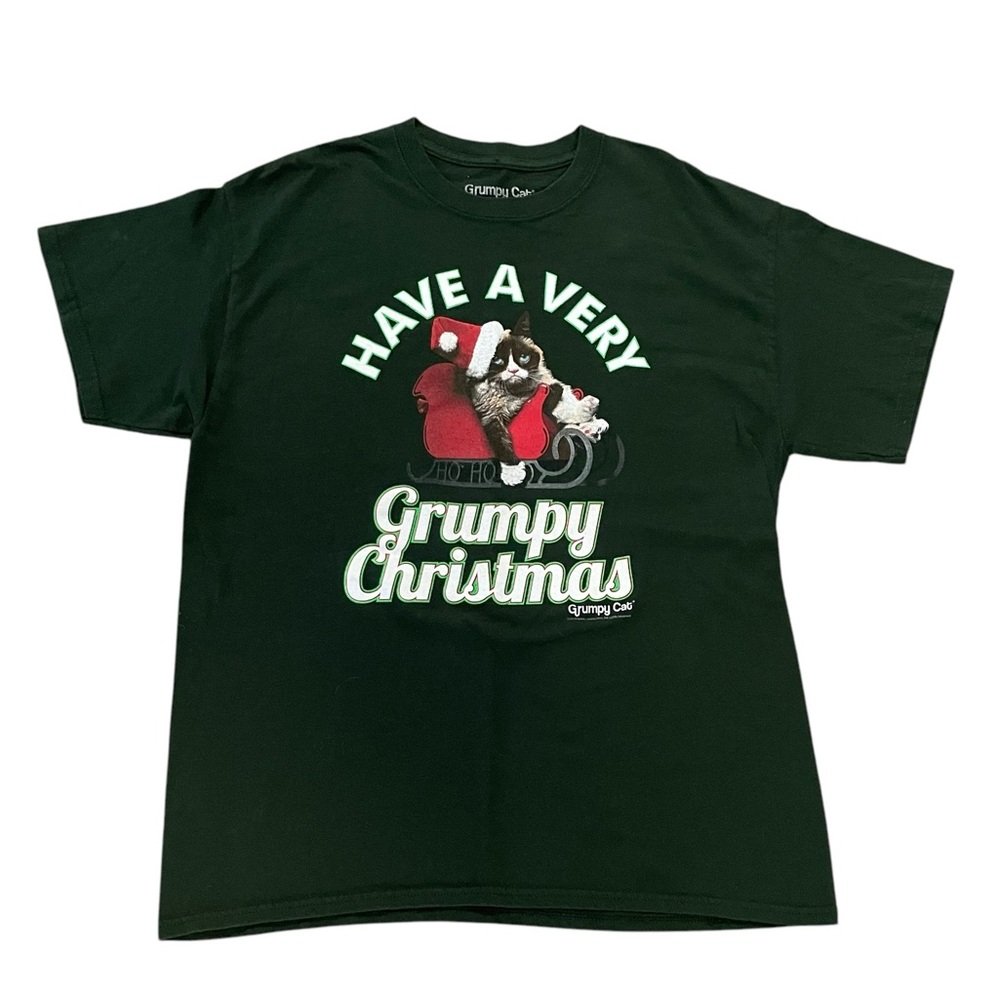 Grumpy Cat in Sleigh Have A Very Grumpy Christmas Green T Shirt Tee L Santa Hat